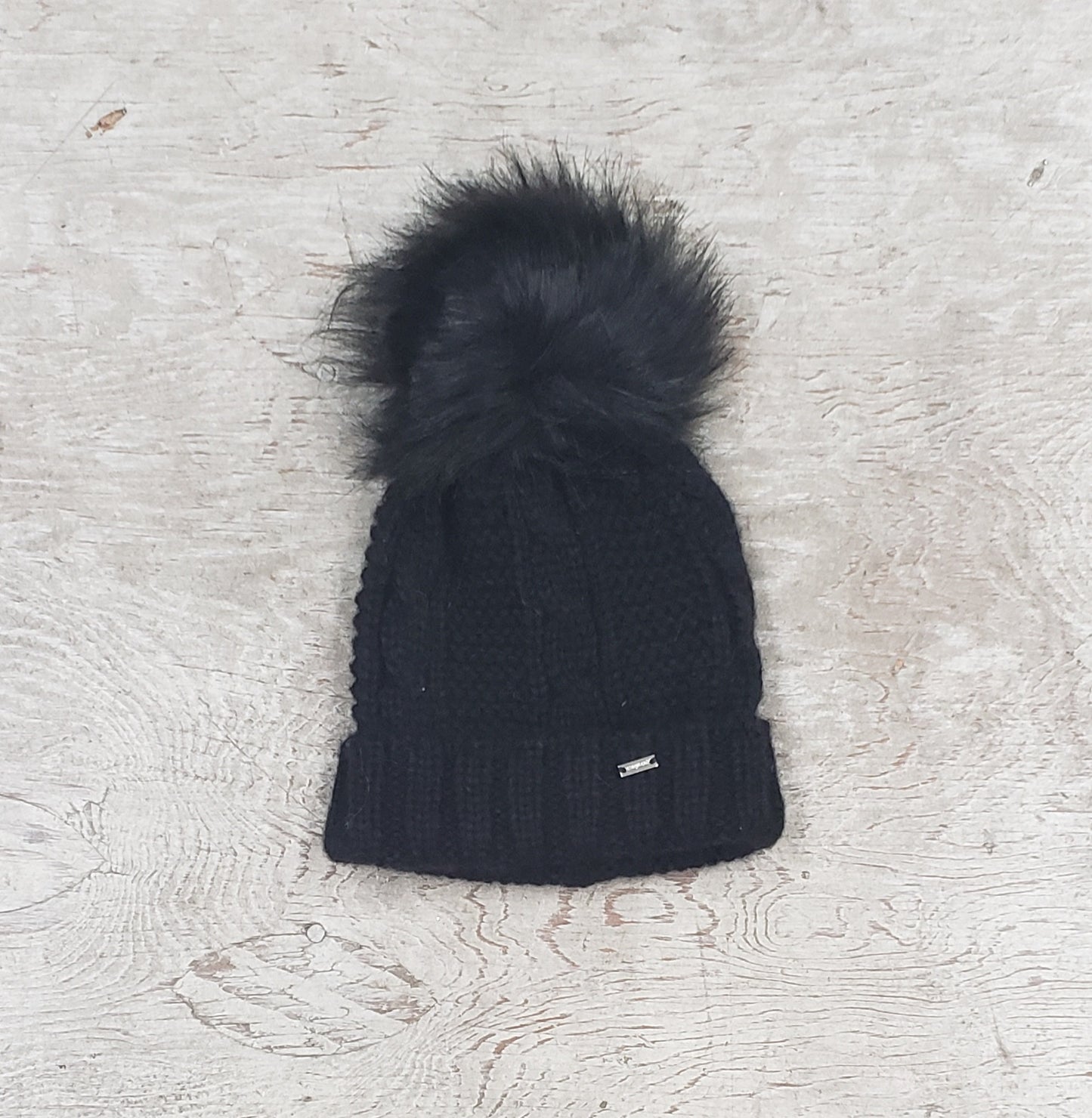 Girls knit pom pom hat